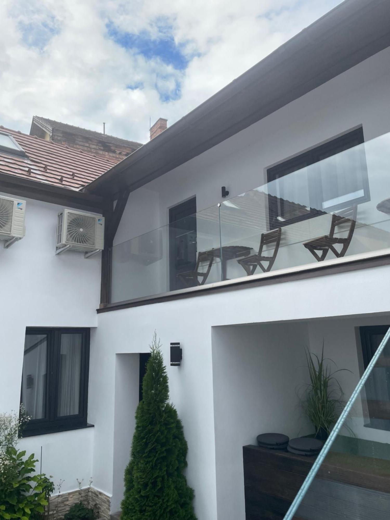 Mani Studio Sibiu Exteriör bild